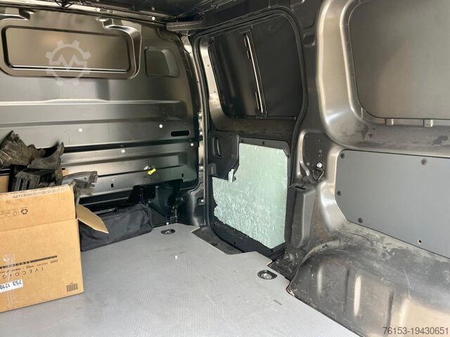 Kompakt furgon Citroen Jumpy