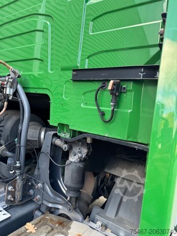 Zware vrachtwagen VOLVO FH 500 3 Achser 6x2 18 stück Vorhanden GGVS