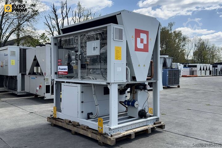 Chladič New Industrial Сhiller CLIMAVENETA - 112 KW | With warranty