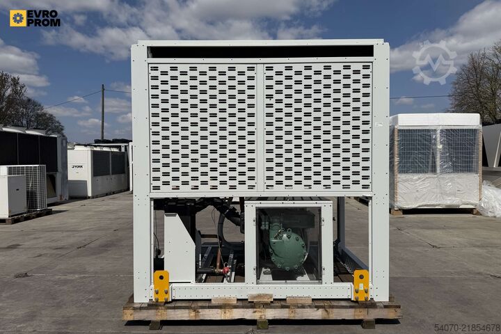 Chladič New Industrial Сhiller CLIMAVENETA - 112 KW | With warranty