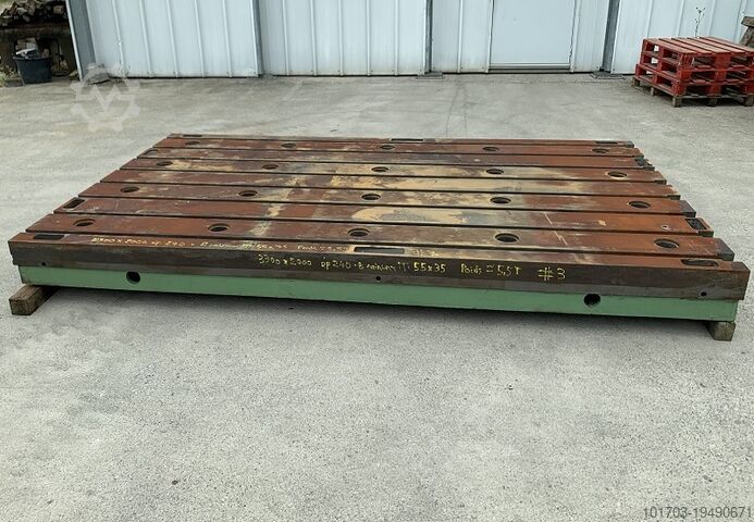 Gusseisenbett Taque fonte rainurée - Floor Plate 3300 x 2000 x 240 mm - No 3