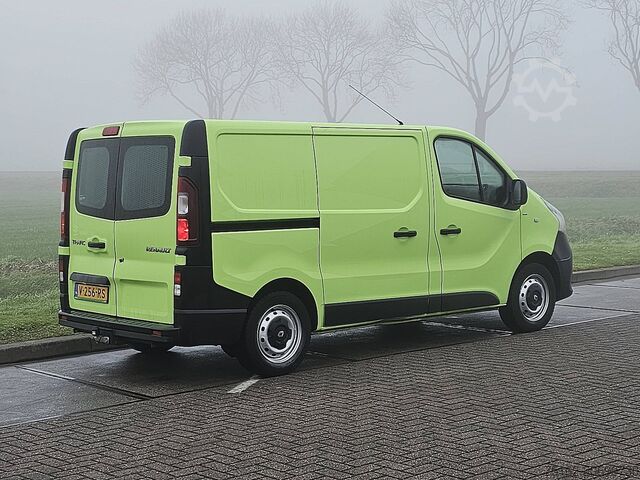 Kombi z wysokim dachem RENAULT TRAFIC 1.6 DCI 120 COMFORT L1H1