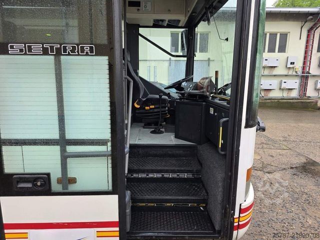 Intercitybus SETRA S315 Überland 53+49+1, großer Gepäckraum