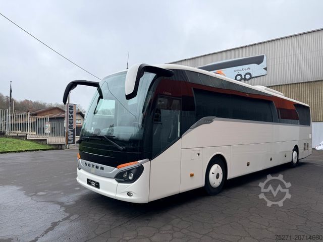 Távolsági autóbusz SETRA S 516 MD 51+2+1