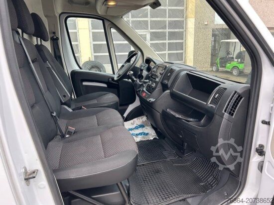 Furgon blaszak PEUGEOT BOXER KASTENWAGEN L3H2