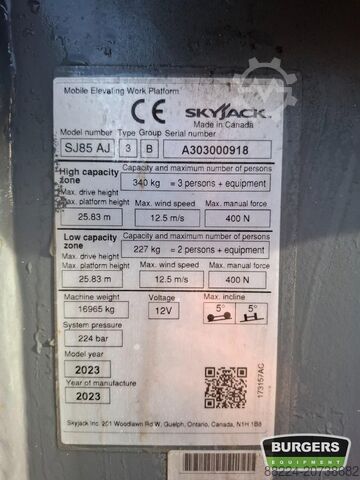 Leddelt teleskopisk arbejdsplatform Skyjack SJ85 AJ