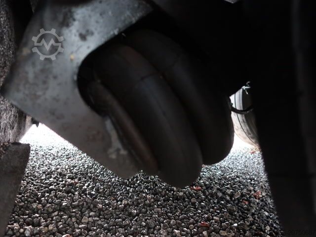 Reefer semitrailer Schmitz Cargobull SKO 24 Faltwand Carrier Vector 1550 Doppelstock