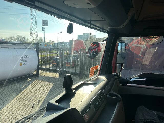 Hazardous substances MAN TGX 18.420 ADR (FL, AT), PTO, 10x available