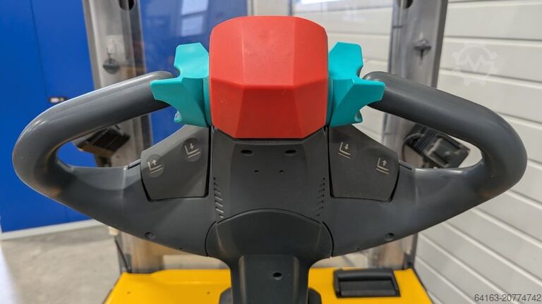 High Lift stacker Jungheinrich ERC 212 115 290 ZZ