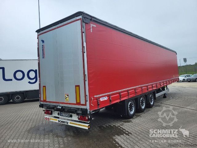 Semi-remorque bâchée Schmitz Cargobull Schiebeplane Mega