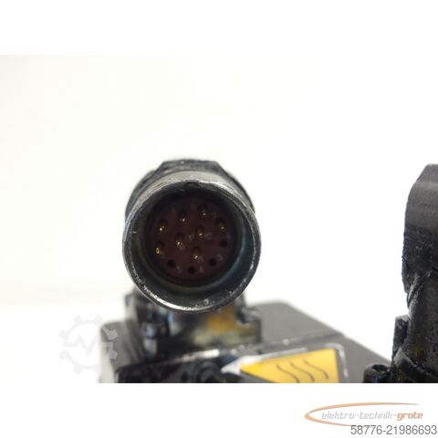 Unidad de control KUKA 1FK7034-5AZ91-1ZZ9 - Z Servomotor Z = S09 SN YF C351