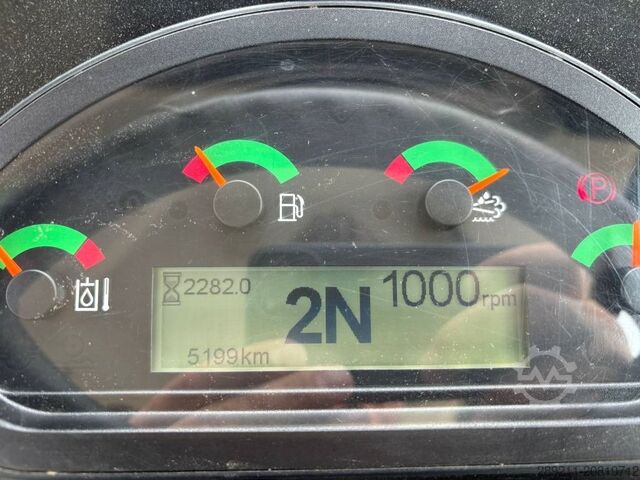 ładowarka CAT 918 M