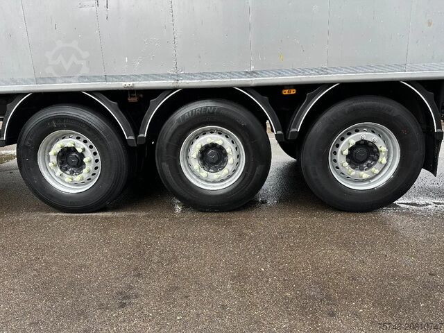 Ruchoma podłoga Stas S 300 ZX * Schubboden/Walkingfloor*SANH*