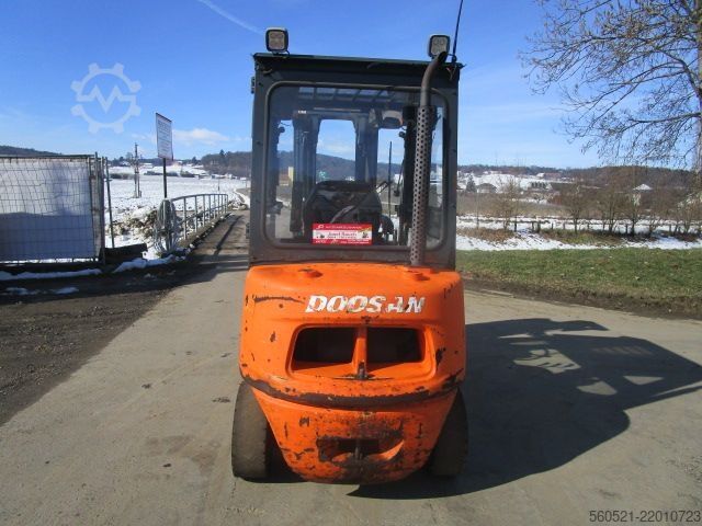 Carretilla elevadora diésel Doosan D25S-5 - Triplex-FH 4,8m + Seitenschieber