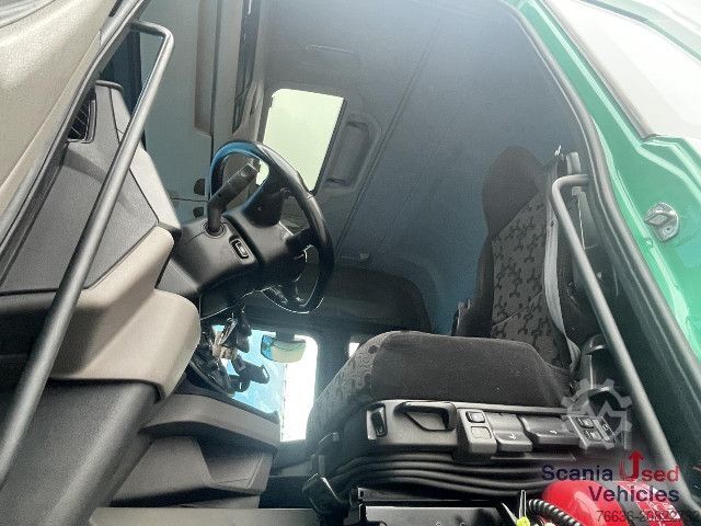 Standardowy ciągnik siodłowy Scania R 410 A4x2NA RETARDER SMART 2 NAVI ACC