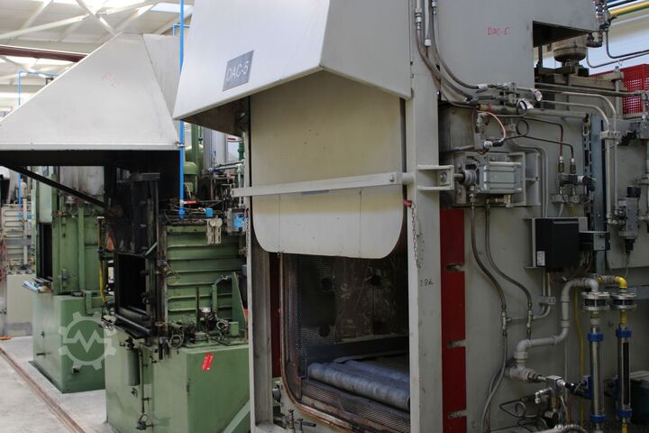 Multifunctionele batch-oven voor warmtebehandeling IPSEN BATCH TYPE HEAT TREATMENT LINE