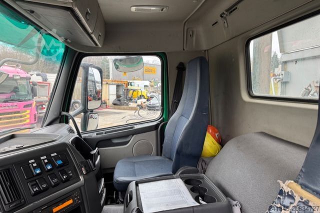 Tipper truck VOLVO FM-460 8x4 Kipper/Mixer