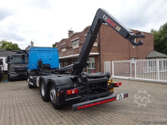 Camion scarrabile MERCEDES-BENZ 2533 Antos MULTILIFT Abroller 6x2