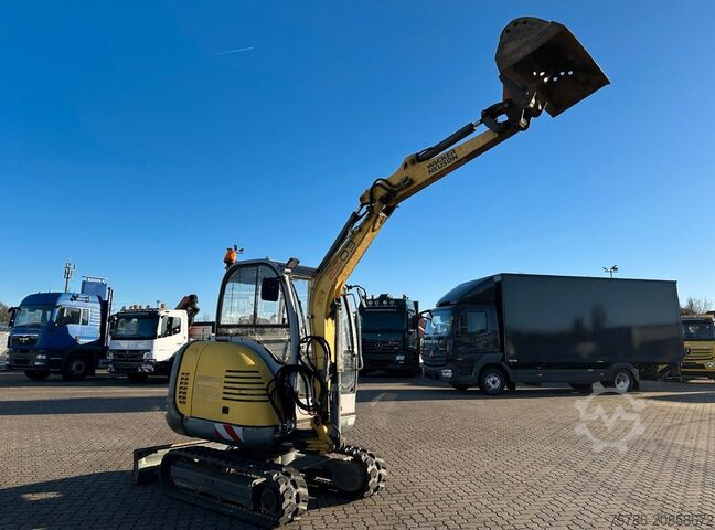 Mini excavator WACKER 2503 RD/ 4.559 Bh/ Schaufel