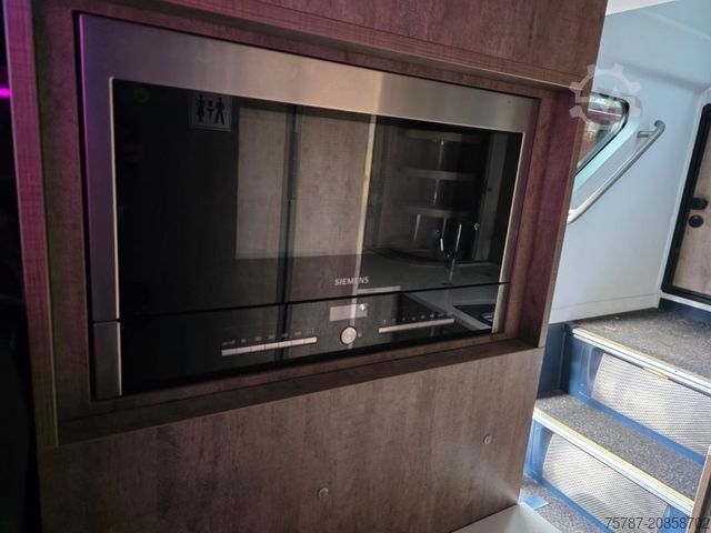 Double decker NEOPLAN Skyliner 3 Sterne,ZF Intarder, 6+1+1,Dopplestock