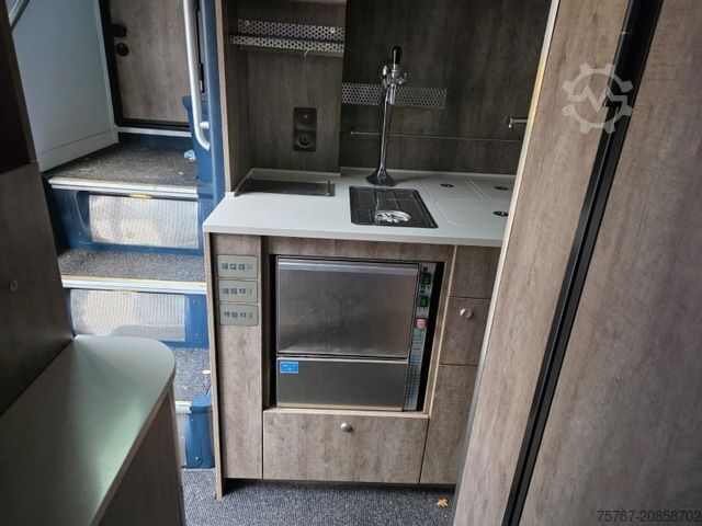 Double decker NEOPLAN Skyliner 3 Sterne,ZF Intarder, 6+1+1,Dopplestock