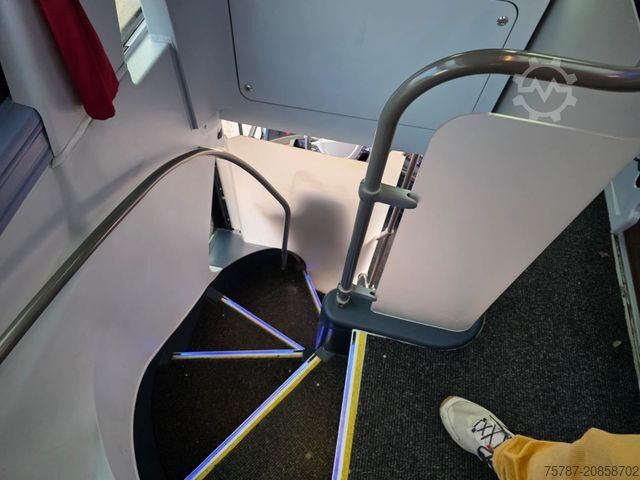 Double decker NEOPLAN Skyliner 3 Sterne,ZF Intarder, 6+1+1,Dopplestock