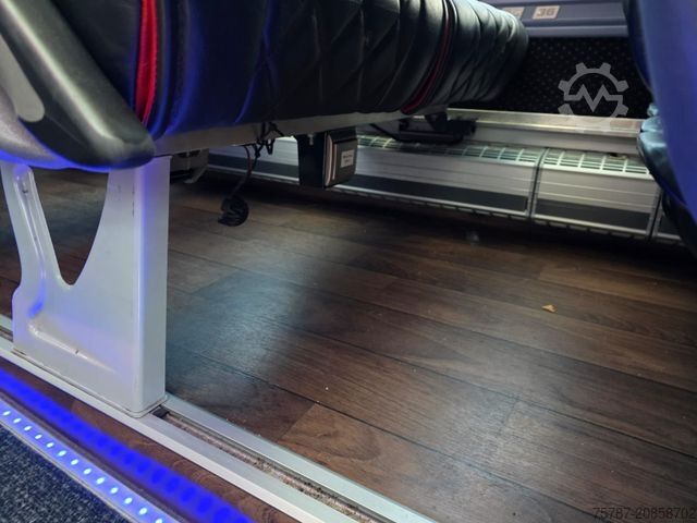 Double decker NEOPLAN Skyliner 3 Sterne,ZF Intarder, 6+1+1,Dopplestock