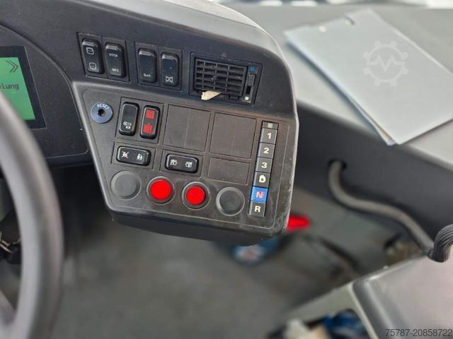 City bus MERCEDES-BENZ O530 NF,Linie, Klima, Standheizung, 31+57+1, EEV