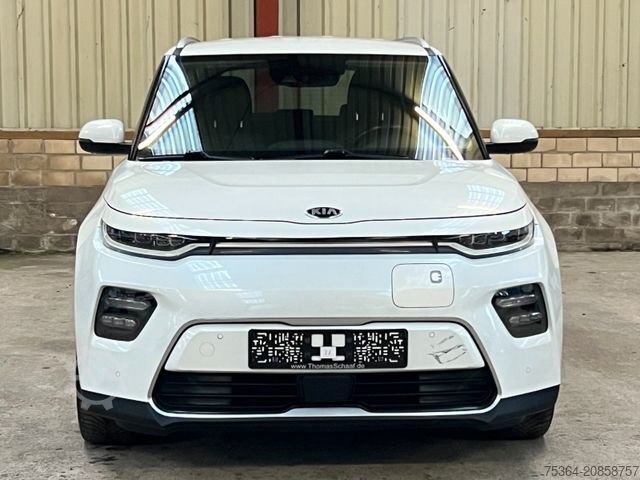 Van KIA Soul e-Soul DynamicLine 64 kWh LED Navi Kamera