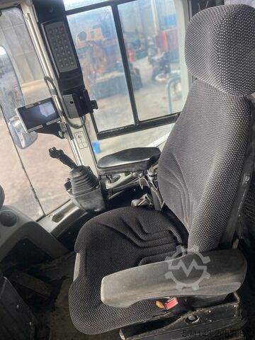 Loader Liebherr L550