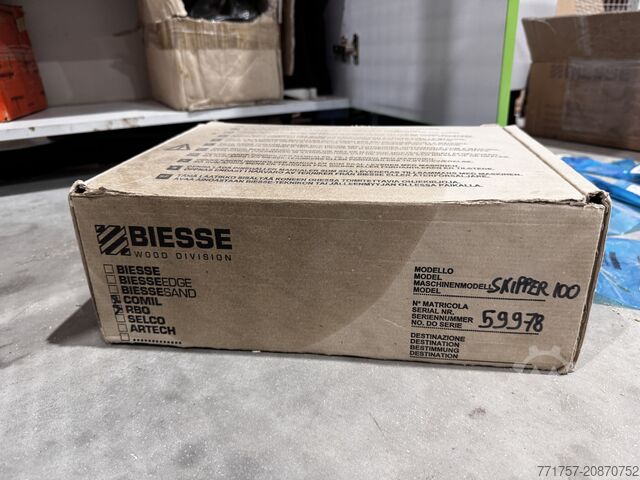 Folyamatos átfutású fúrógép Biesse Skipper 100