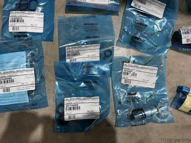 Folyamatos átfutású fúrógép Biesse Skipper 100