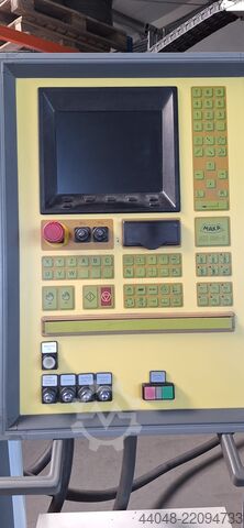 Bewerkingscentrum MAKA CR 27T