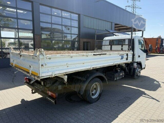 Driezijdige kipper Mitsubishi Fuso Canter 7C EEV/AHK