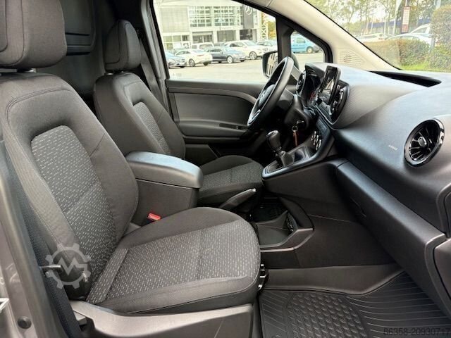 Bestelwagen MERCEDES-BENZ Citan 112 CDI KA Navi Kamera AHK1,5t Tempomat ..