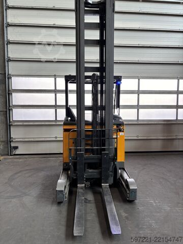 Reach trucklar Jungheinrich ETV 214 Li-lon
