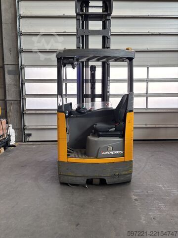 Reach trucklar Jungheinrich ETV 214 Li-lon