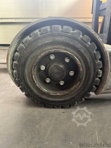 Reachtrucks Jungheinrich ETV C16