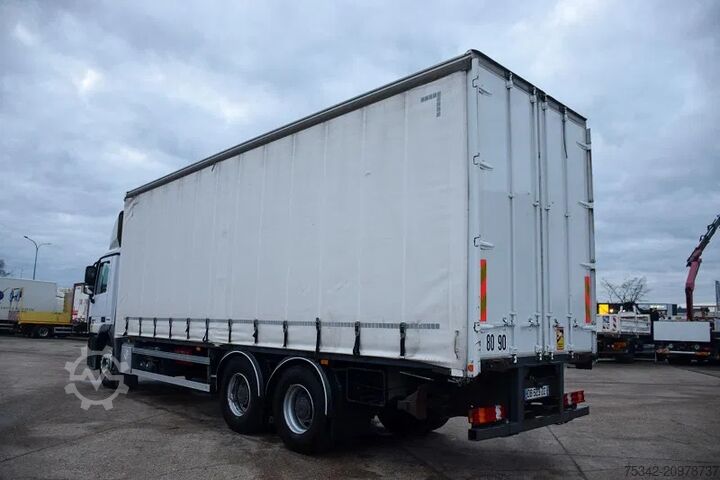 Glidende presenning Mercedes-Benz Actros 2636