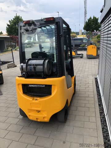 LPG-heftrucks Jungheinrich TFG320
