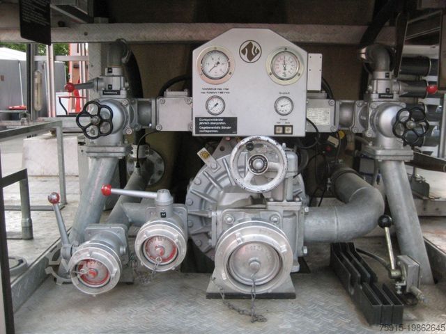 Mások MERCEDES-BENZ 1124 AF 4x4 Feuerwehr LF16 / ALLISON-Automatik