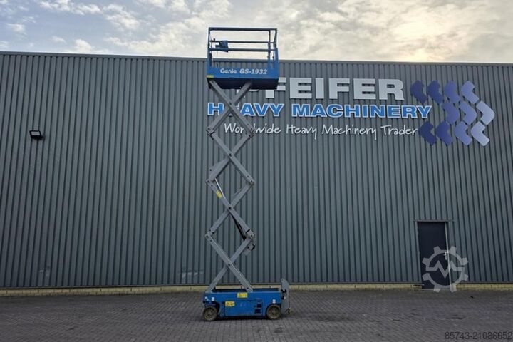 Schaarlift Genie GS1932 Electric, Working Height 7.8 m, 227kg Capac