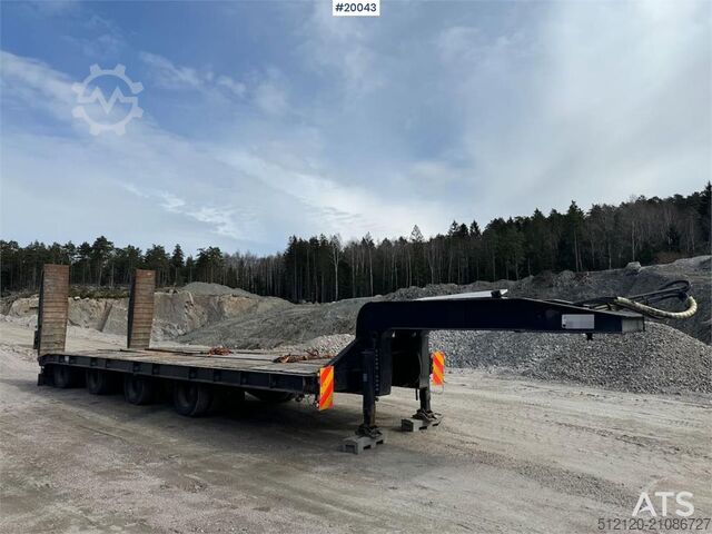 Dieplader Vang SHSL 1111 Machine semi with hooklift and turntable