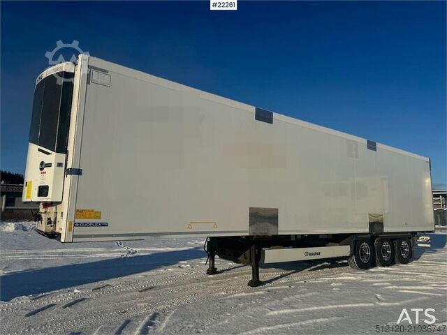 Krone kastoplegger met Thermo King-unit Krone box semi-trailer with Thermo King unit