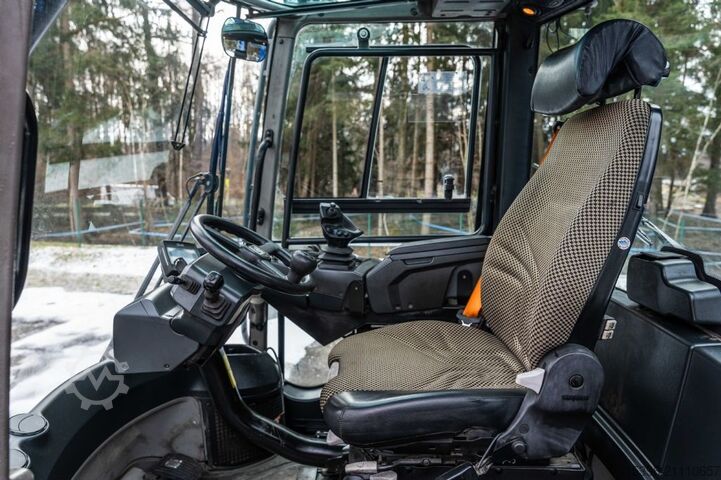 Lege container reachstacker Kalmar DRG120-54S6