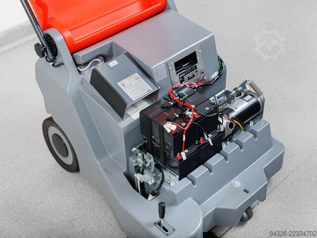 Hako Hamster 500 E MED NYE BATTERIER Hako Hamster 500 E - NEW BATTERIES - 2400m²/h