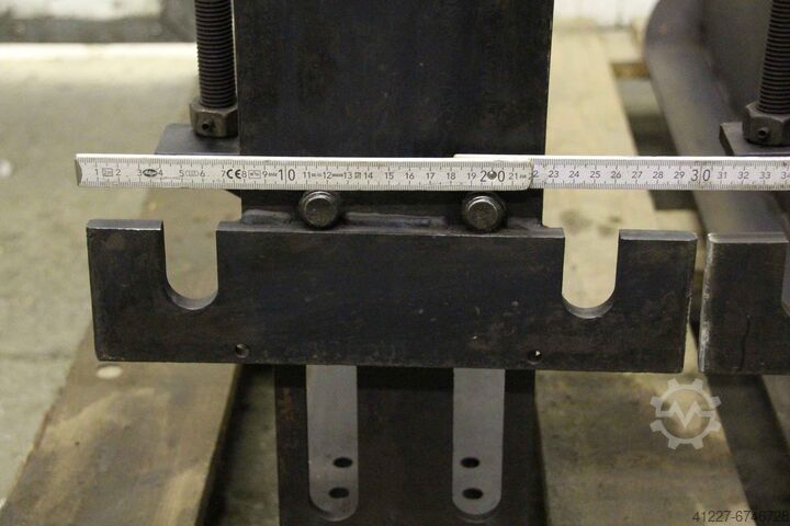 Konsol kantpresse, 2 stk. unbekannt Promecam 1070/300/H760 mm