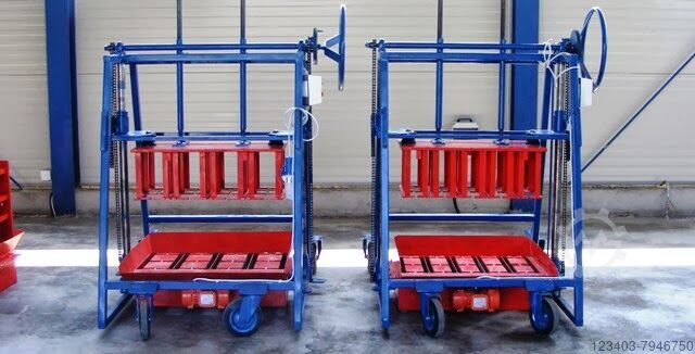 Máquina móvil voor het vervaardigen van blokken van h S.C. Arghir Prodex S.R.L. Standard Machine
