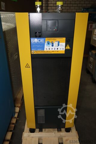 Uscător cu refrigerare cu economie de energie 9400 litri/min. KAESER TD 94