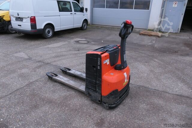 Manual pallet jack bt LWE 160 Batterie defekt! 31/2022